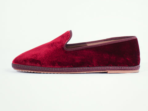 Friulana for men in velvet, deep red